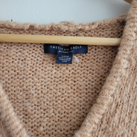 AMERICAN EAGLE | Woman's Tan Knit Pullover Sweater Small - Picture 3 of 7
